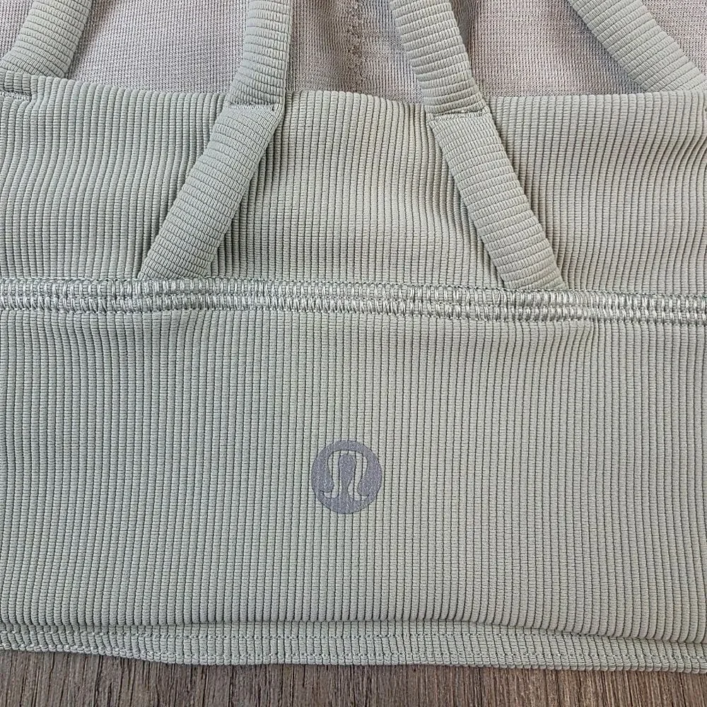 Lululemon Athletica Energy High Neck Rib Bra Size 6 - Picture 4 of 6